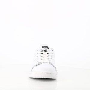 stan smith blanc et argent