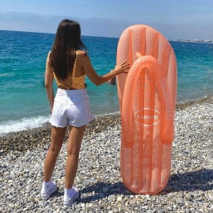 CONVERSE LIFT HI BRIGHT ORANGE MADDER MANTRA HAVAIANAS LILO ORANGE CYBER