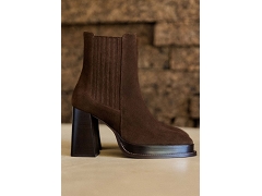 BOBBIES BOBBIES DEVA BRUN ROKIES<br>.