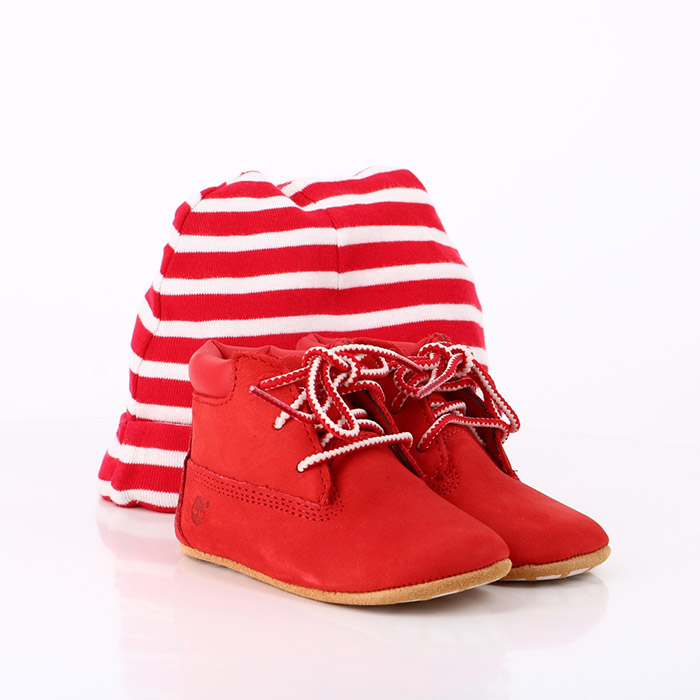 Timberland chaussures timberland bebe crib chausson et bonnet rouge