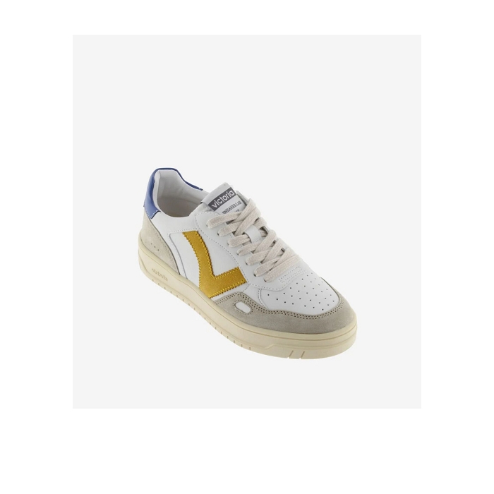 Victoria famille victoria 1257101 royal 9165701_2
