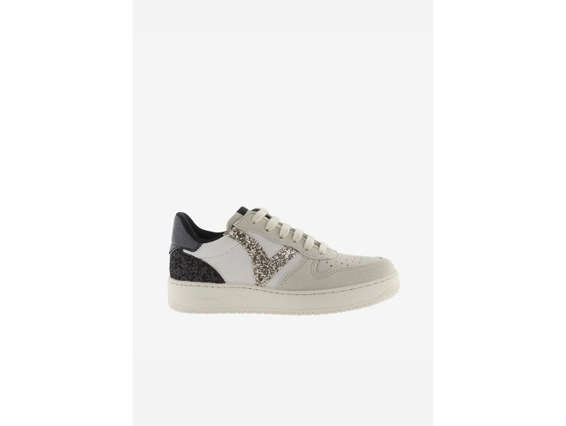 Victoria famille victoria 1258271 hielo 