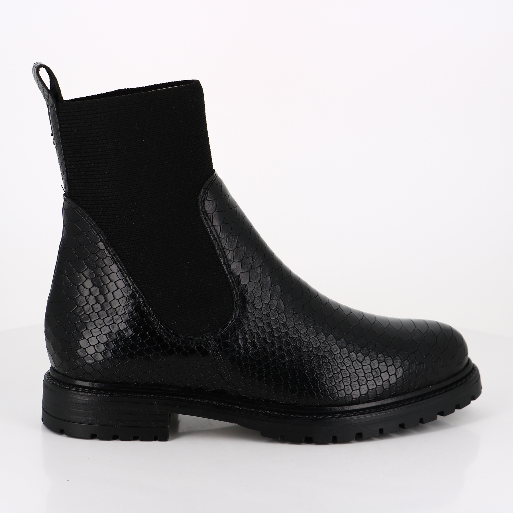 Marque requin chaussure shop
